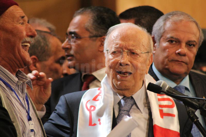 En photos : Les Coulisses du discours de M. Béji Caid Essebsi