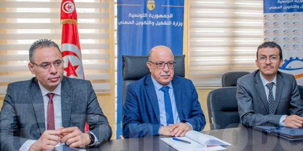 Accord de partenariat entre le ministère de l'emploi et la CONECT