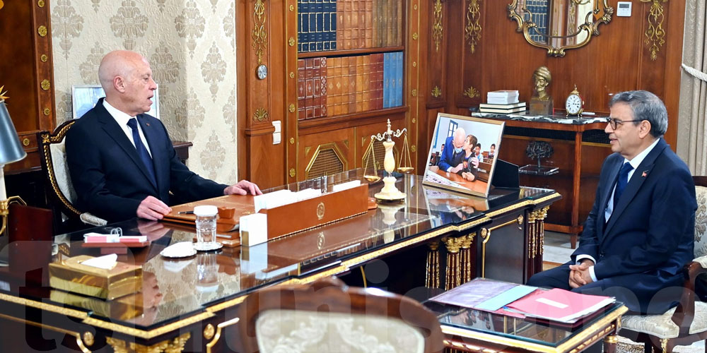 Kais Saied réaffirme l'indépendance financière de la Tunisie lors de sa rencontre avec le gouverneur de la BCT