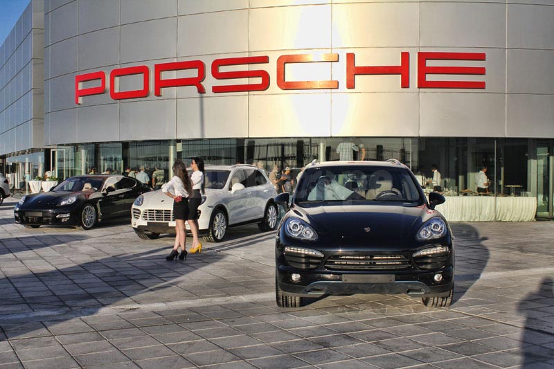 En photos : Nouveau centre PORSCHE à la Goulette