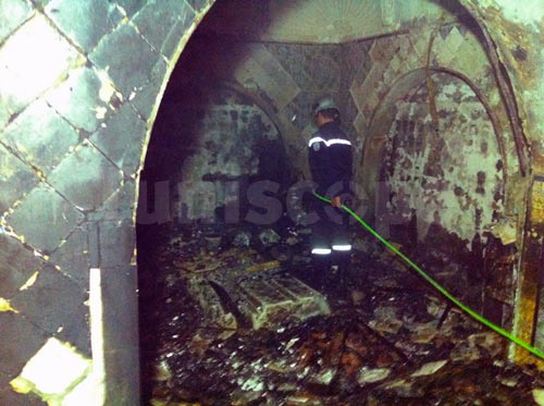 En photos : Le mausolée de Sidi Bousaid incendié