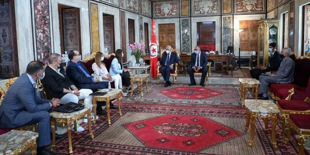 rencontre entre tunisien