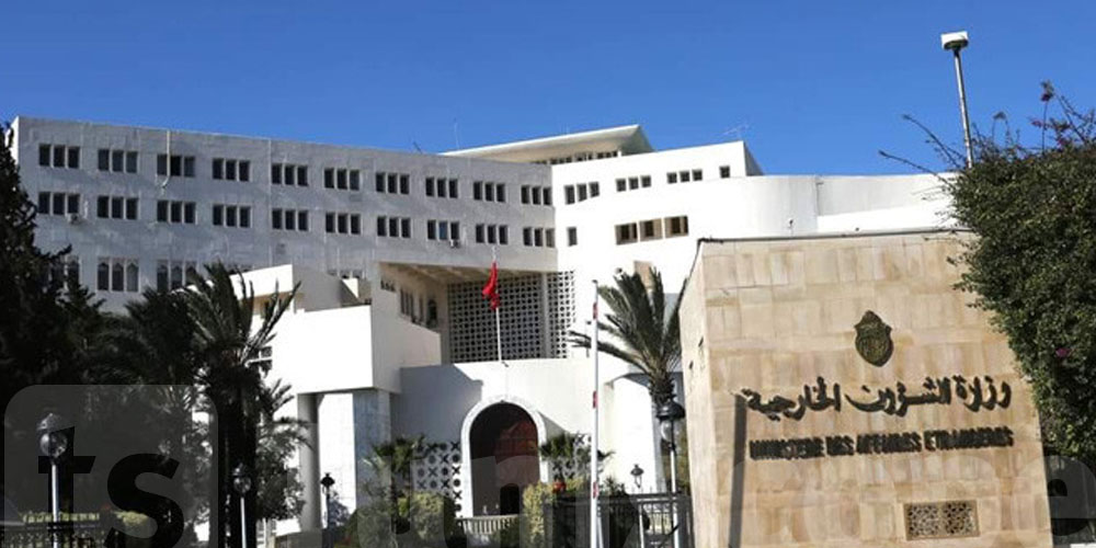 عاجل :  الخارجية تنتدب 6 متصرفين في الوثائق والأرشيف...هذا اخر اجل