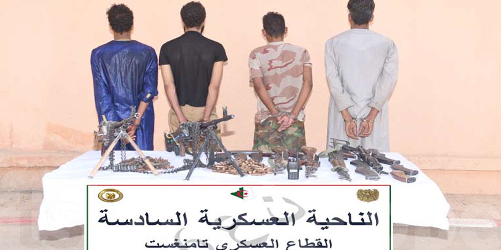 الجزائر: وزارة الدفاع تُعلن القبض على 5 إرهابيين وحجز أسلحة
