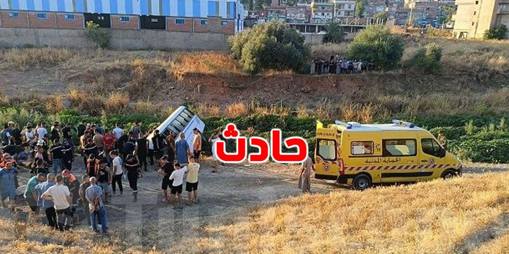 عاجل:  وفاة 6 أشخاص وإصابة 19 آخرين في حادث حافلة خطير بالجزائر