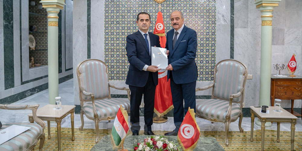 وزير الخارجية يستقبل السفير الجديد لطاجيكستان بتونس