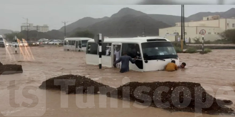 سلطنة عمان: ارتفاع عدد الوفيات جراء الطقس السيء إلى 21 حالة