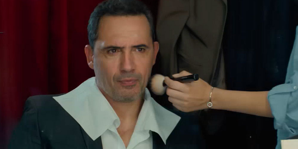 فيديو : ظافر العابدين يتكلم باليبي في إشهار بنك ATIB