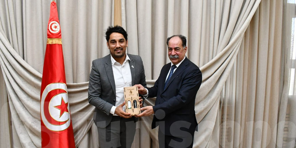 Le ministre de l'intérieur rencontre le président de l'association Tunisienne des jeunes avocats