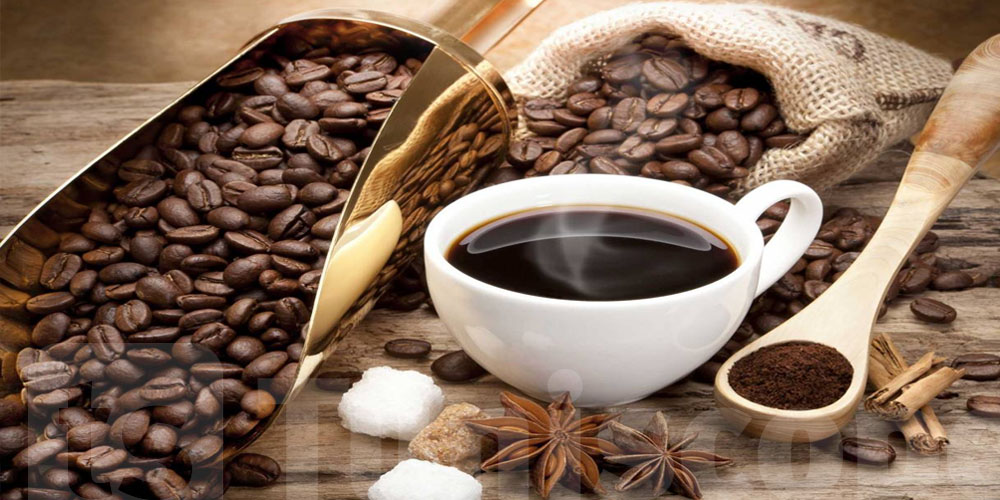 Café réchauffé : une habitude simple qui peut cacher des risques pour la santé