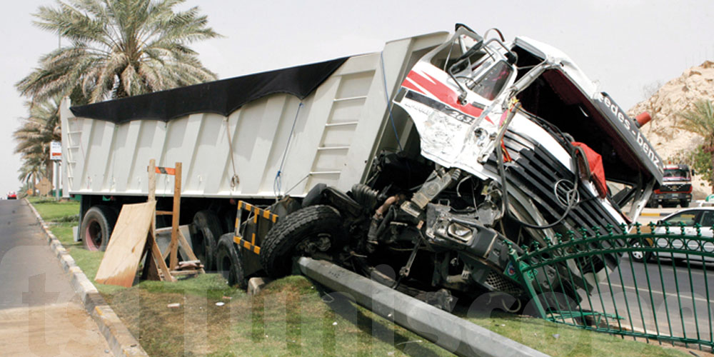 عاجل: فاجعة بالمحمدية...شاحنة تدهس مواطنين ووفاة امرأتين
