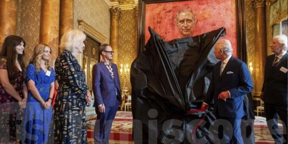 Le roi Charles III dévoile son premier portrait officiel