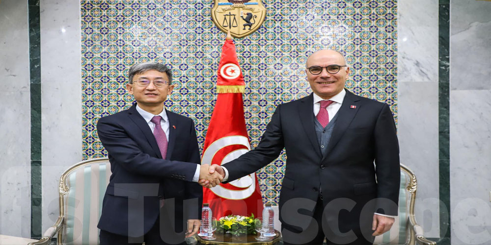 Nabil Ammar reçoit l’ambassadeur de la république populaire de Chine