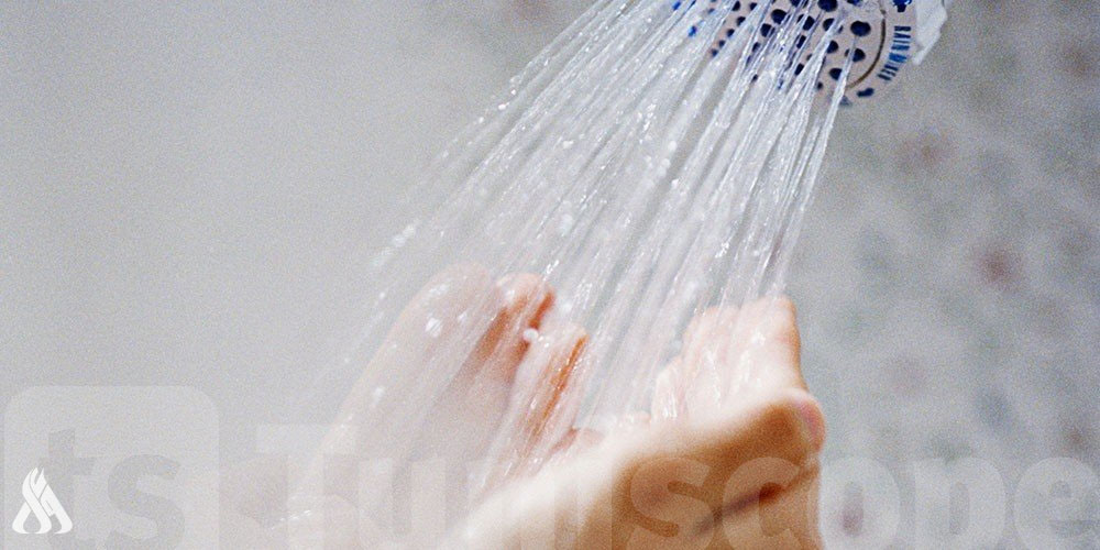 تحذير طبي: خطر الاستحمام بالماء الساخن قد يصل إلى الإغماء والموت!
