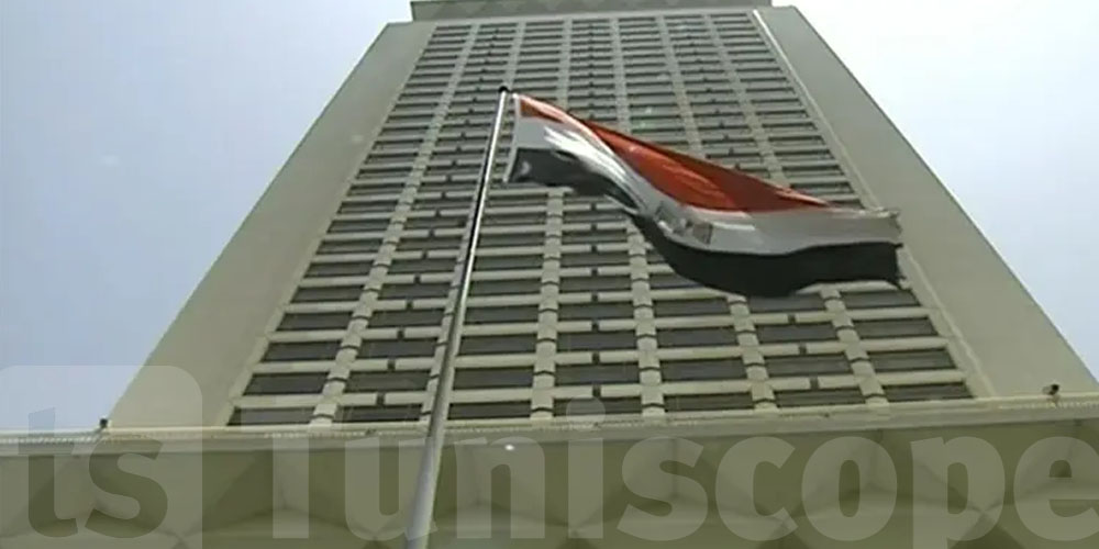 مصر تدعو مواطنيها في ليبيا للحذر