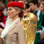 Emirates fête la Coupe du monde de la FIFA avec l’Allemagne le gagnant du trophée