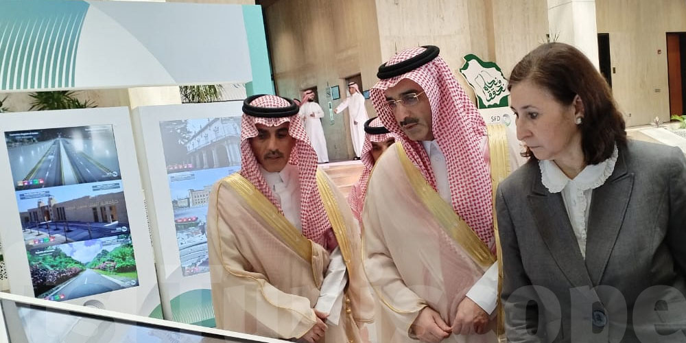 في الرياض: لقاء يجمع وزيرة التجهيز بالرئيس التنفيذي للصندوق السعودي 