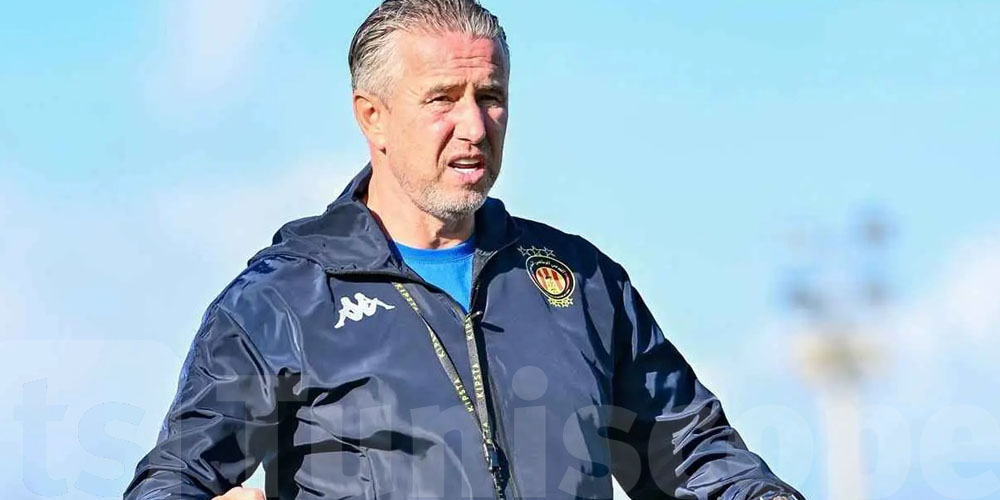 Officiel : Laurențiu Reghecampf quitte l'Espérance Sportive de Tunis