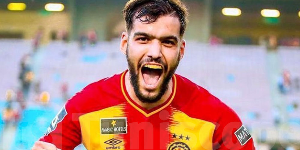 توقاي يلتحق بالمنتخب الجزائري 