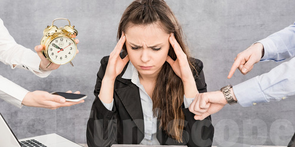 المرأة التونسية تنجح في القراية.. أما علاش تتعطّل في الخدمة؟