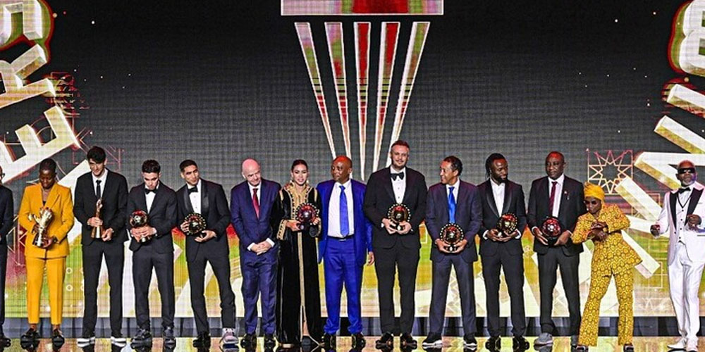 عاجل: جوائز كاف 2025 تُتوّج حكيمي وأسطورة الزمالك شيكابالا في الرباط