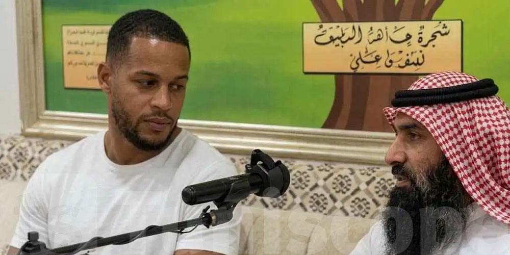 قائد منتخب نيجيريا السابق وليام تروست-إيكونغ يعلن إسلامه!