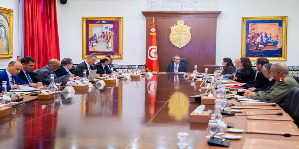رئاسة الحكومة تصارح التونسيين بالمؤشرات الاقتصادية و تكشف عن هذه المعطيات