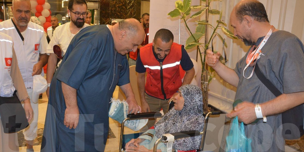 وزير الشؤون الدينية يتفقد حجيج تونس بمكة