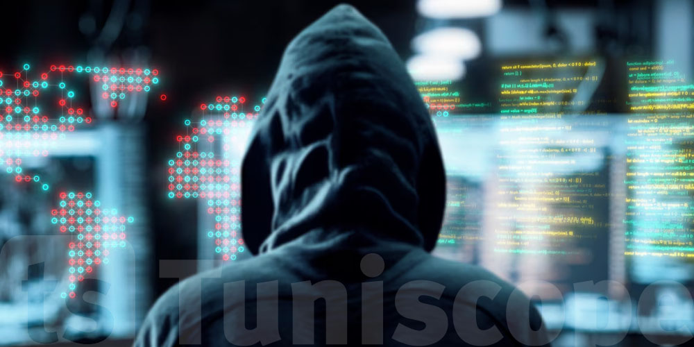 10 سنوات سجن لعصابة تخترق البطاقات البنكية وتسرق الأموالهم