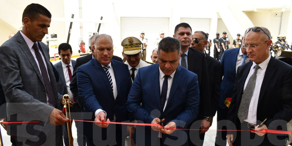 Le ministre de l’intérieur supervise l’inauguration du siège de l’unité frontalière terrestre à Médenine