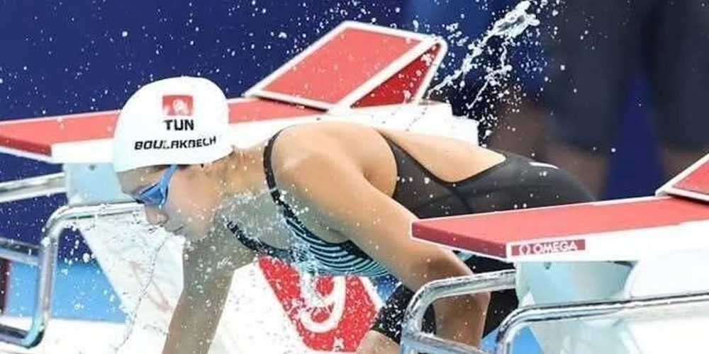 Or pour la Tunisie : la nageuse Jamila Boulkebache triomphe à Cannes et bat son propre record