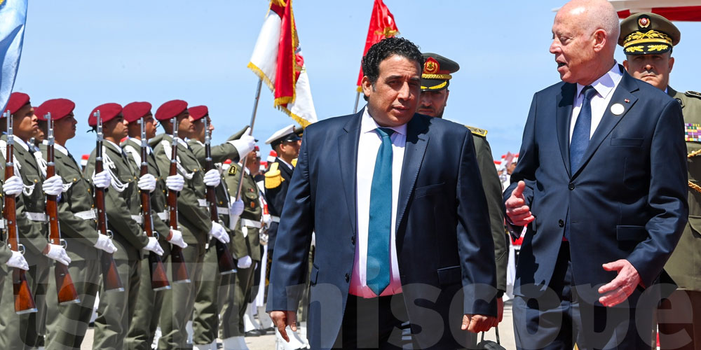 رئيس المجلس الرئاسي بدولة ليبيا يصل إلى تونس