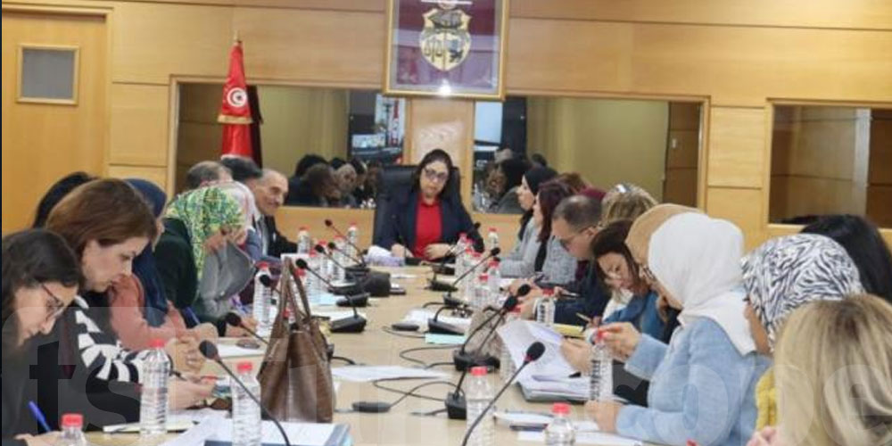 تونس تعمل على توحيد موقفها وتحديد أولوياتها استعدادا لمشاركتها في المؤتمر الوزاري 13 للمنظمة العالمية للتجارة بأبوظبي