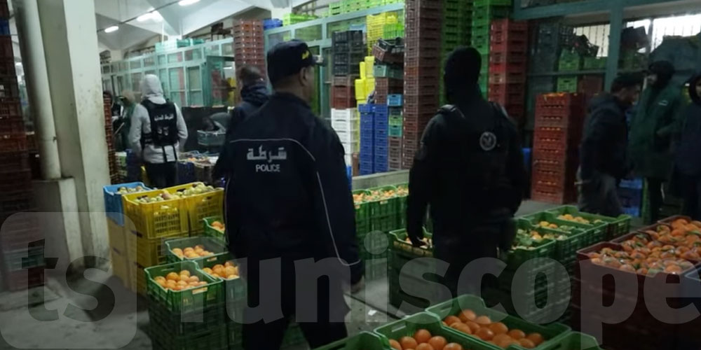 ضربات موجعة للاحتكار: مداهمة مخازن ومسالخ عشوائية وحجز مواد غذائية وإيقافات