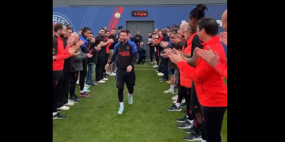 En vidéo : Vidéo : La haie d’honneur pour accueillir Messi au PSG