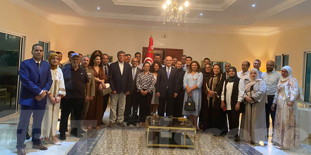 Nabil Ammar rencontre des membres de la communauté tunisienne résidant en Mauritanie