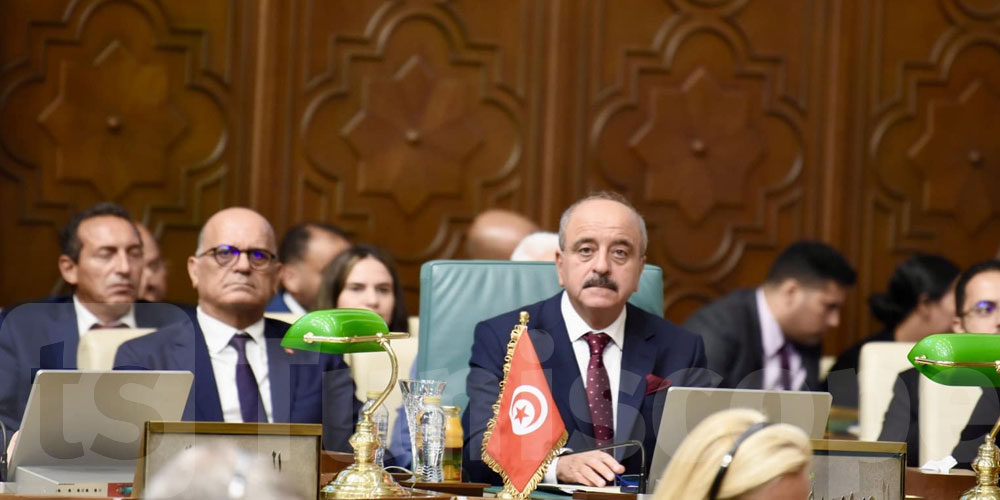 القمة العربية في بغداد: حضور مكثف ووزير الخارجية التونسي ينوب قيس سعيد