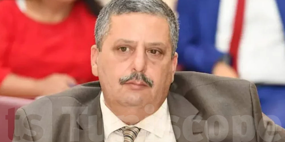 وزير التربية يطمئن على سير إصلاح اختبارات السيزيام ويؤكد: لا مجال للتلاعب