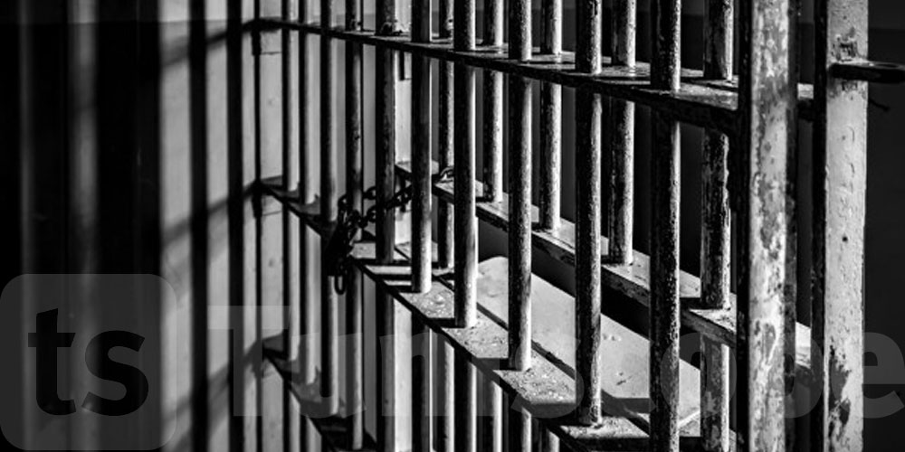 8  سنوات سجنا وخطية بـ100 ألف دينار لرئيسة جمعية ‘منامتي’