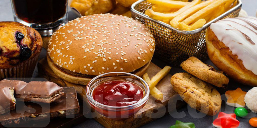 لا تتعلق بالملح.. أطعمة وعادات غذائية قد ترفع ضغط الدم