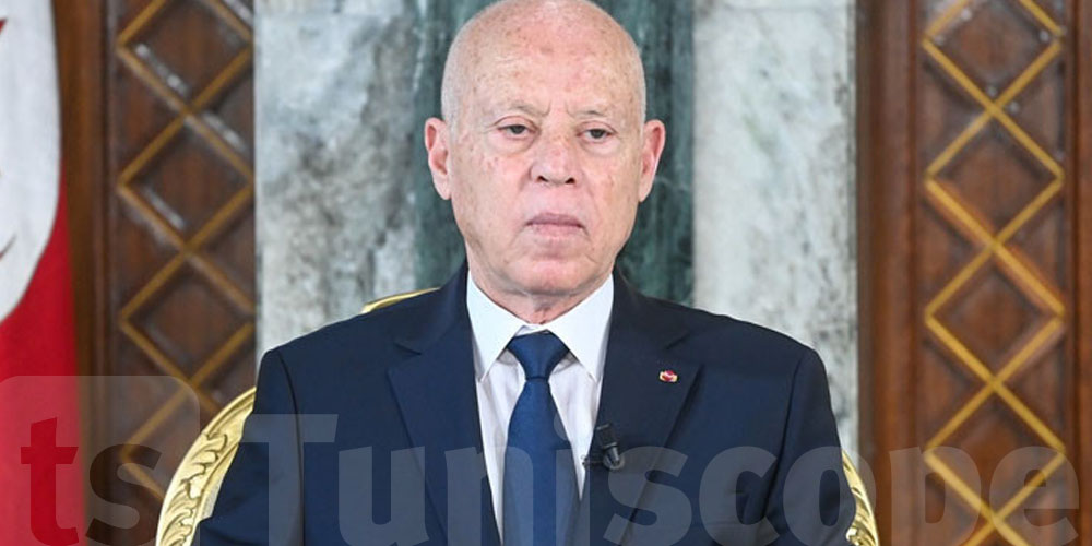 رئيس الدولة يعين سفراء وقناصل جدد لتونس 
