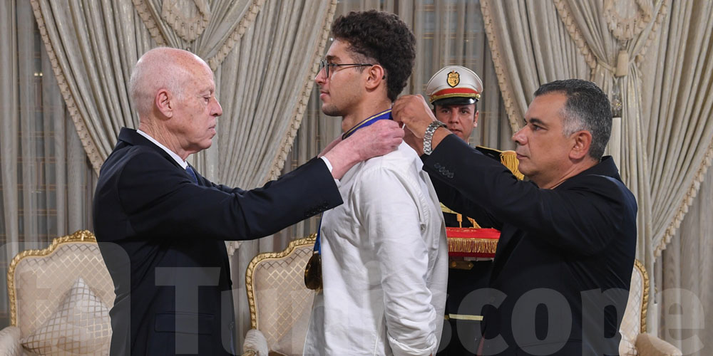 Kaïs Saïed rend hommage à Ahmed Jaouadi pour ses médailles d'or à Singapour