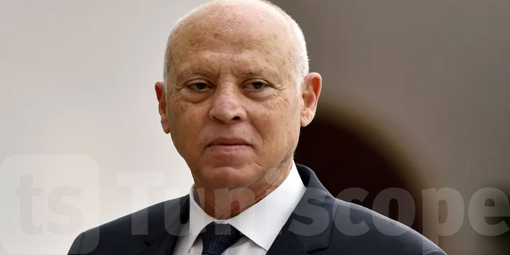 قيس سعيد يوجه دعوة إلى رئيس جمهورية جنوب إفريقيا لزيارة تونس