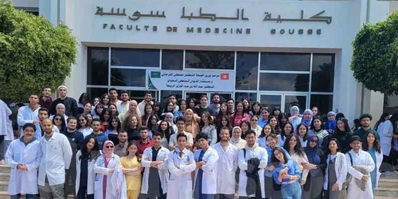 كلية الطب بسوسة:  تخرّج أول دفعة من طلبة الطب باللغة الإنجليزية