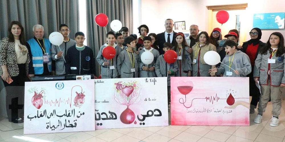 وزير الصحة يؤكد على ضرورة تكثيف الحملات التحسيسية للتبرع بالدم