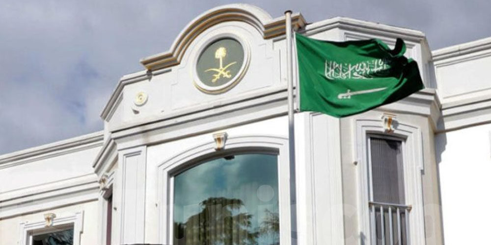 السفارة السعودية في تركيا : اعتقال شخص هدد سعوديين بآلة حادة