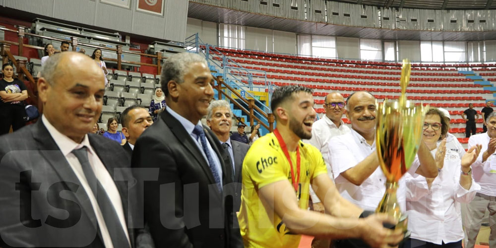 وزير الرياضة يشرف على نهائي كأس تونس لكرة اليد أواسط 