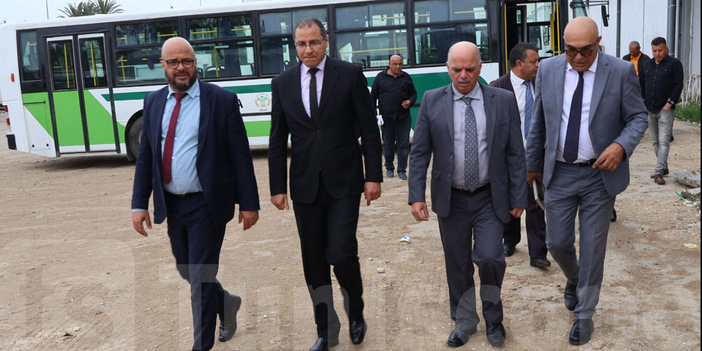 وزير النقل يعلن قرارات هامة خلال زيارة ميدانية إلى باجة