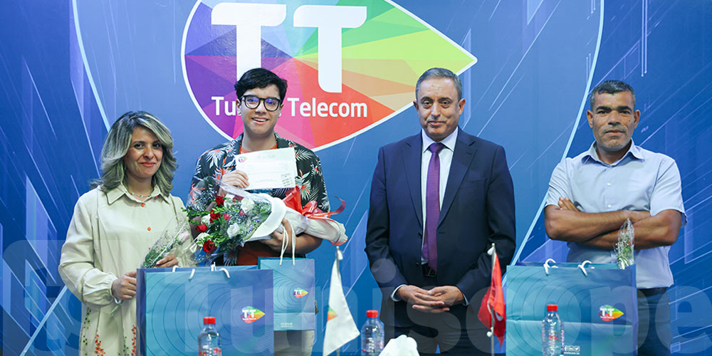 Tunisie Telecom reçoit  le major de promotion du bac 2024 , fils de l 'une de ses employées 