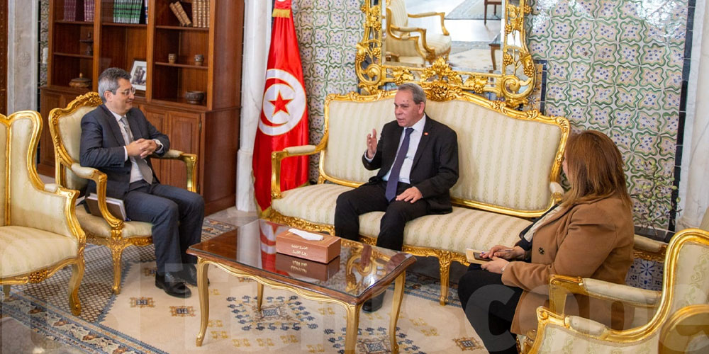 لقاء استراتيجي بين رئيس الوزراء ورئيس المجلس البنكي لتعزيز الاقتصاد التونسي